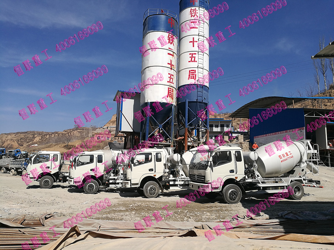 東風小型攪拌車在山西中部引黃工程中鐵二十五局項目部